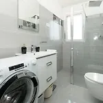 Вилла Marta Luxury House With Heated Pool *