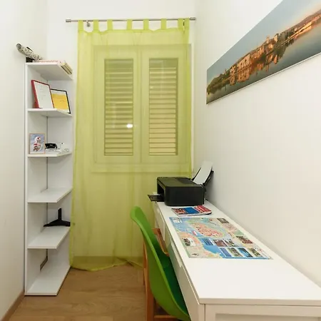 Marta Luxury House With Heated Pool Villa