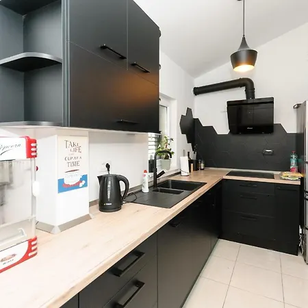 Willa Marta Luxury House With Heated Pool Plano