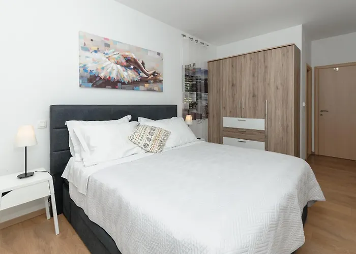 Marta Luxury House With Heated Pool 빌라