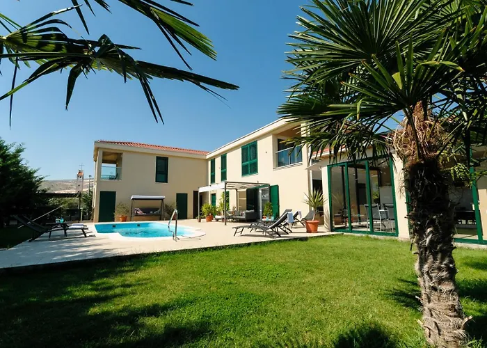 빌라 Marta Luxury House With Heated Pool Plano