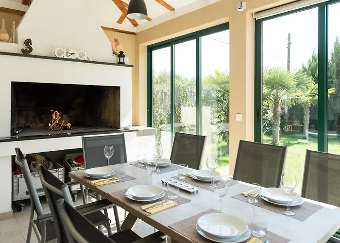 Marta Luxury House With Heated Pool Plano